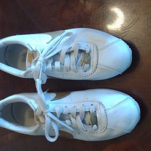 Women's leather Nike gold Cortez 72 size 8